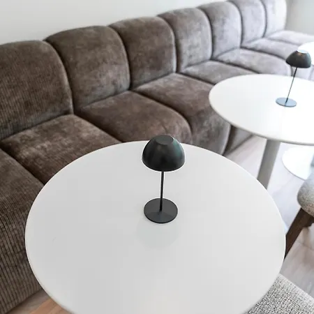 Nature Tilburg, 16 Beds Tilburg