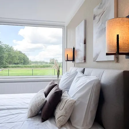 Nature Tilburg, 16 Beds *