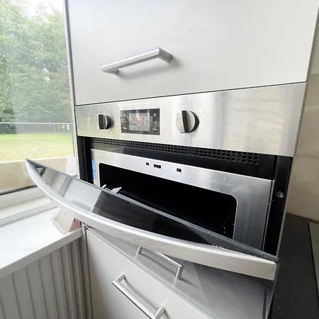 Nature Tilburg, 16 Beds