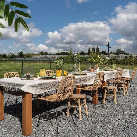 Nature Tilburg, 16 Beds *