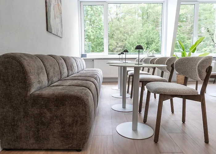 别墅 Nature Tilburg, 16 Beds