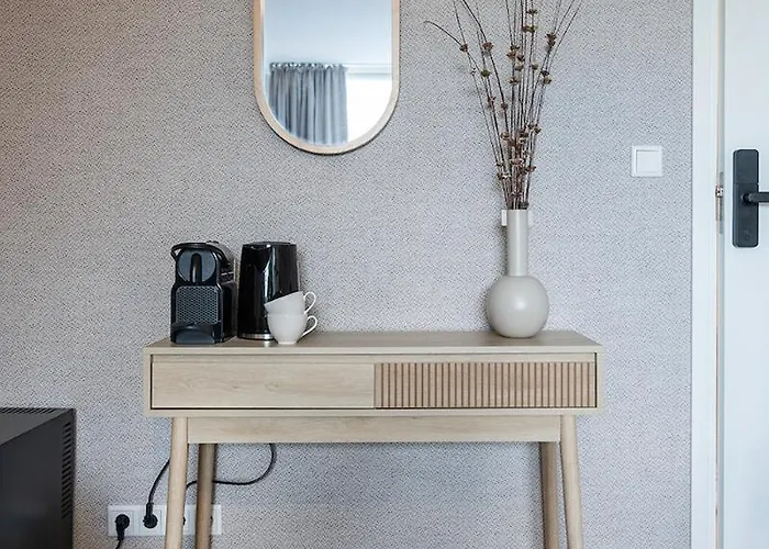 Nature Tilburg, 16 Beds *