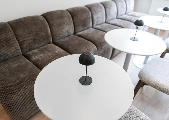 Nature Tilburg, 16 Beds Tilburg