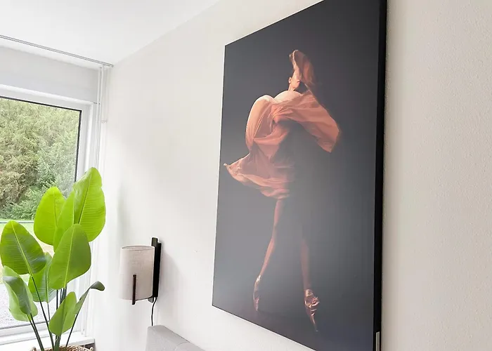 Nature Tilburg, 16 Beds Villa *