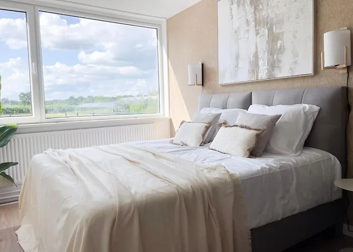 Nature Tilburg, 16 Beds Τίλμπουργκ