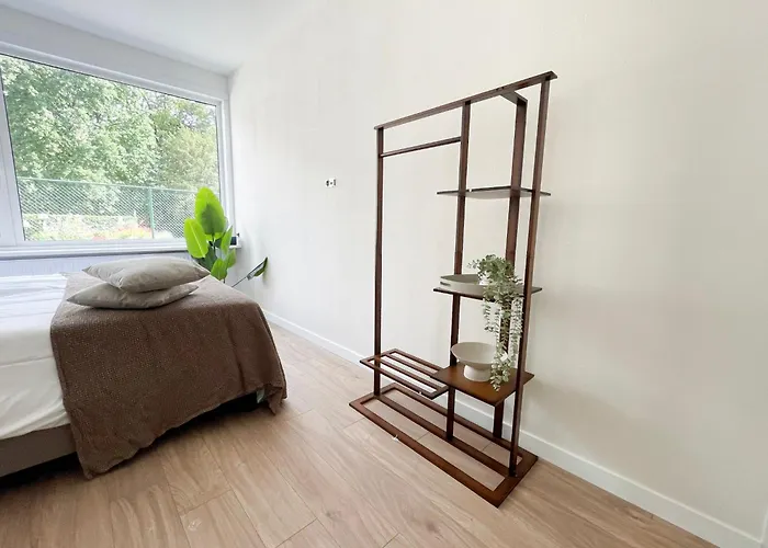 Nature Tilburg, 16 Beds