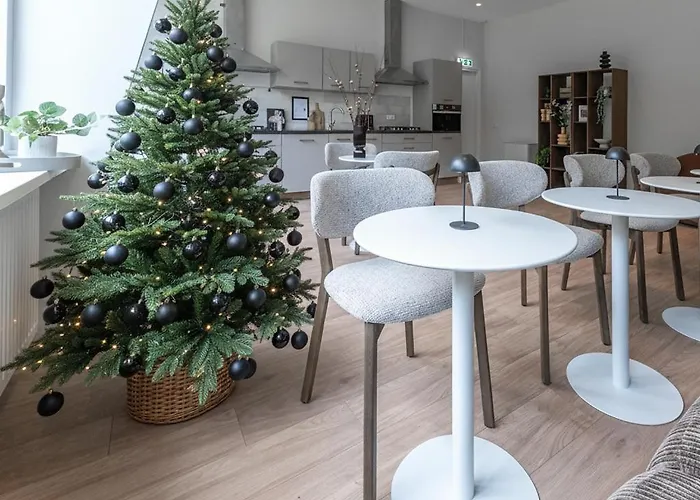 Nature Tilburg, 16 Beds * Τίλμπουργκ