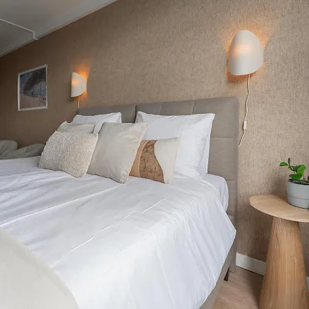 Nature Tilburg, 16 Beds