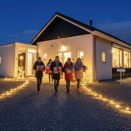 别墅 Nature Tilburg, 16 Beds